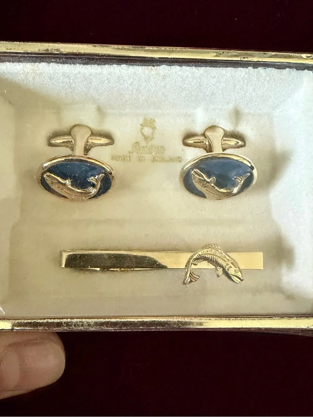 Stratton England Vintage whale gold tone cufflinks & tie clip set